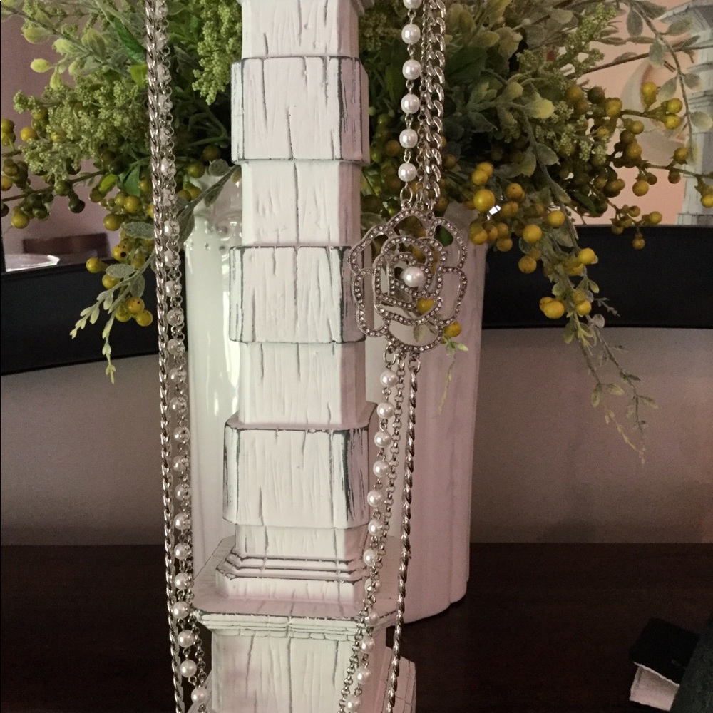 Long necklace